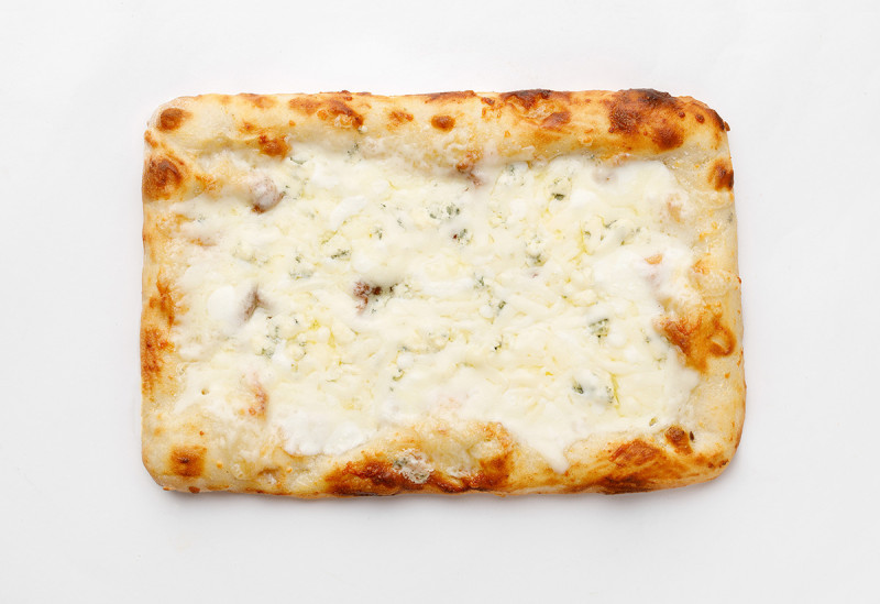 pizza_romana_cu_cascavaluri.jpg