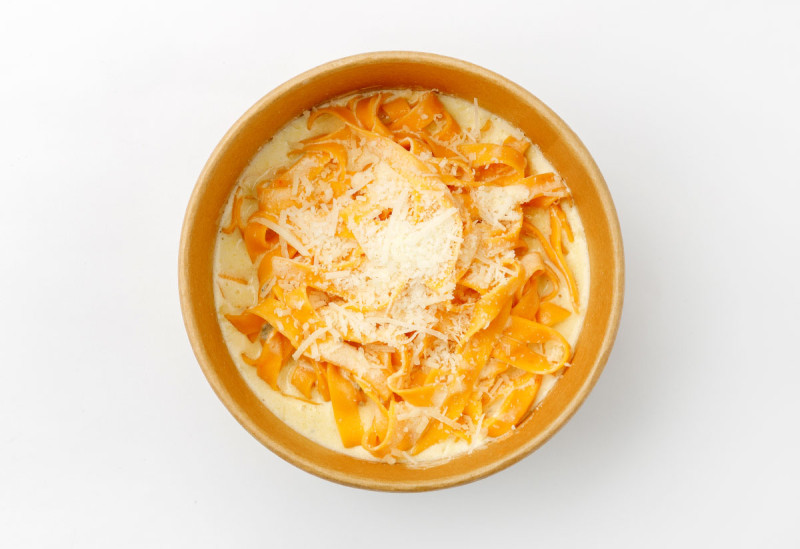 tagliatelle_cocktail_con_formaggi_richi.jpg
